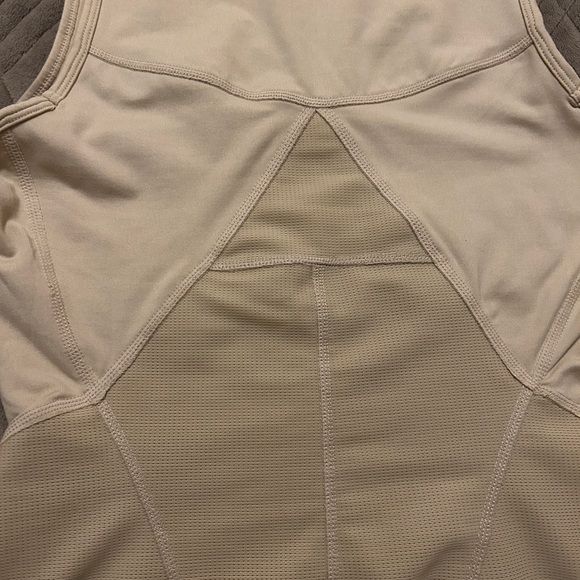 Tommie CopperLower Back Support Tank - Picture 5 of 8